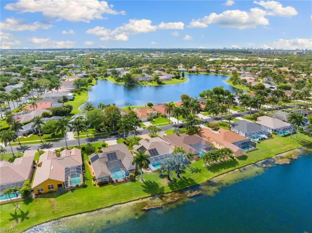 914 Marble Dr, Naples Fl 34104