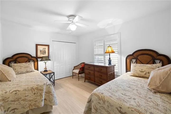 914 Marble Dr, Naples Fl 34104