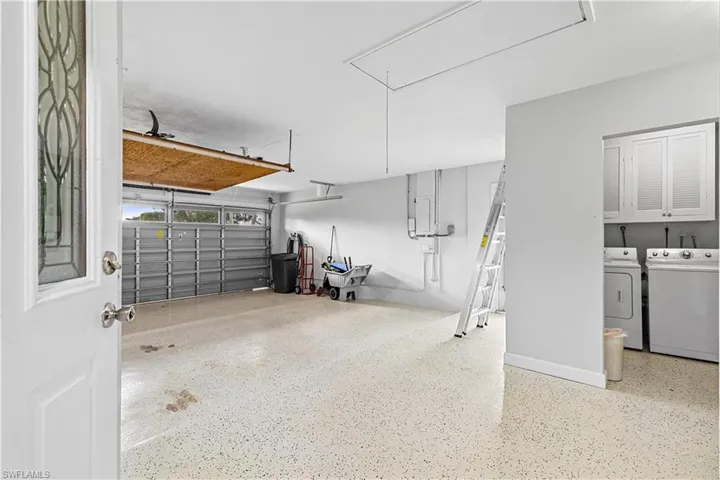 Garage with separate washer room