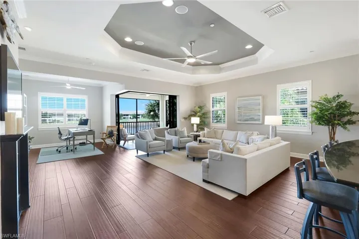 9684  Montelanico  LOOP, Naples, FL 34119