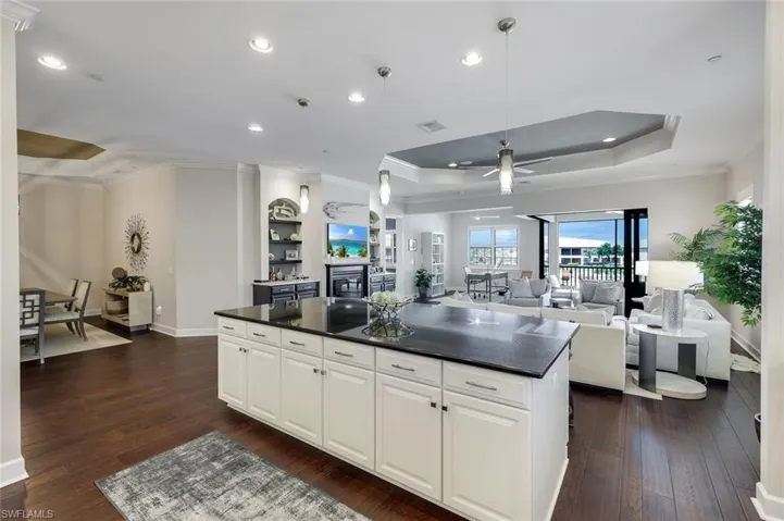 9684  Montelanico  LOOP, Naples, FL 34119