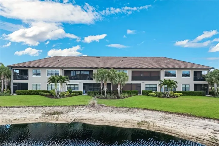9684  Montelanico  LOOP, Naples, FL 34119