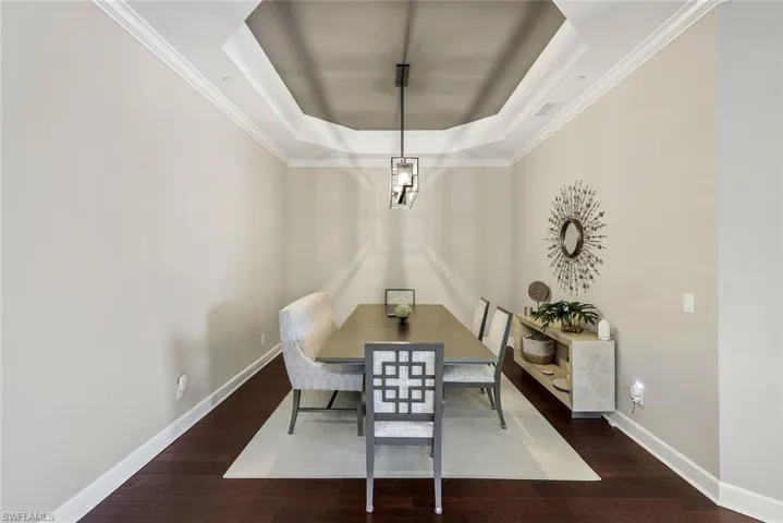 9684  Montelanico  LOOP, Naples, FL 34119