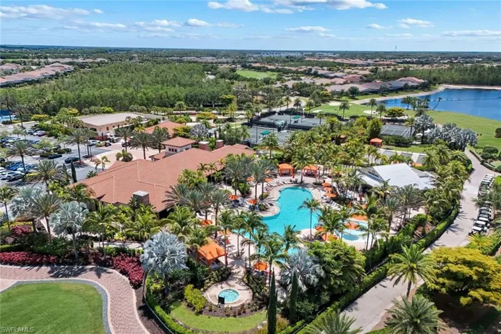 9684  Montelanico  LOOP, Naples, FL 34119
