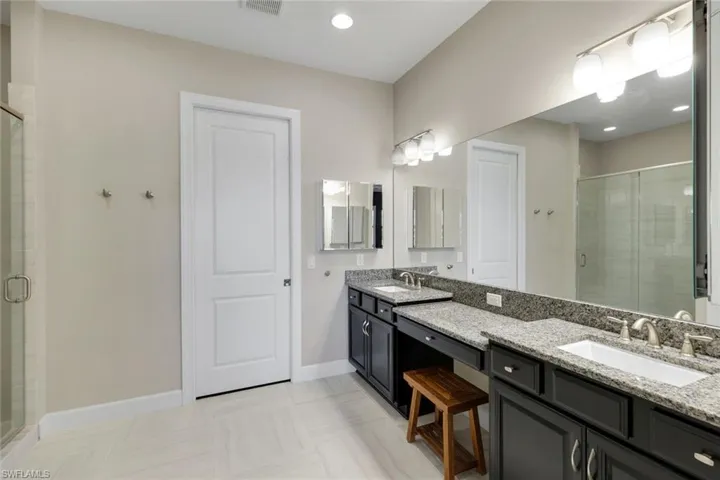 9684  Montelanico  LOOP, Naples, FL 34119