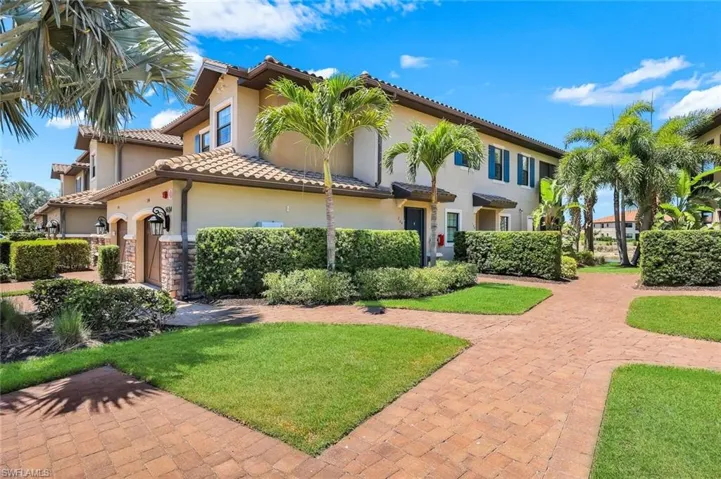 9684  Montelanico  LOOP, Naples, FL 34119