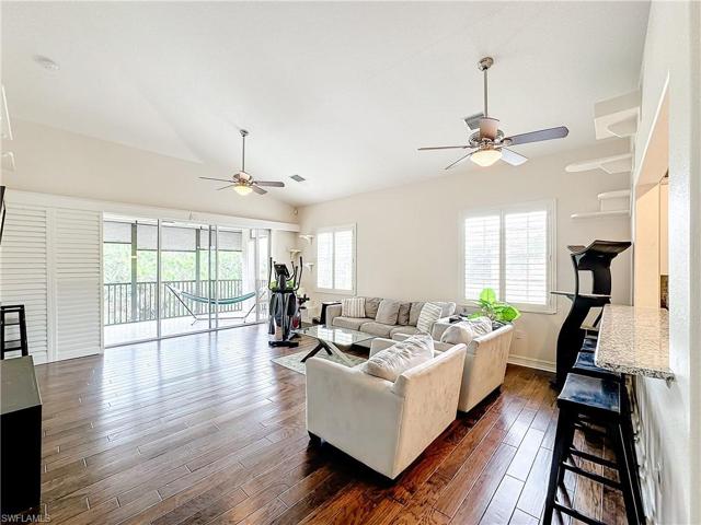 6057 Ashford LN # 404, NAPLES FL 34110