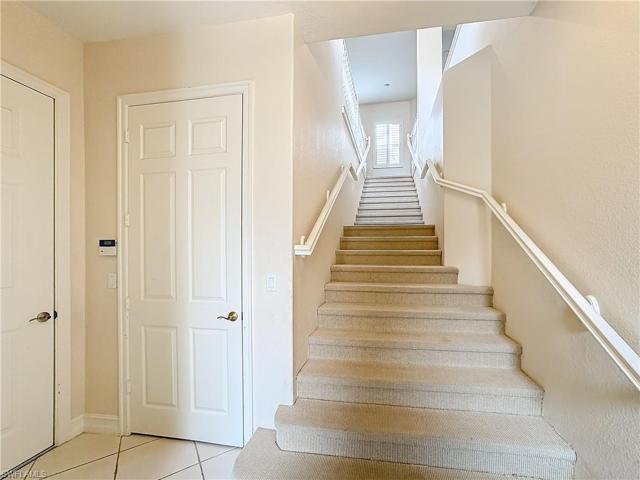6057 Ashford LN # 404, NAPLES FL 34110