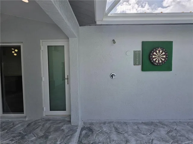 Pool Bathroom & Outdoor Shower
