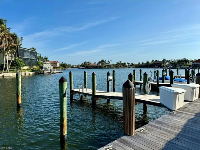Dock area with big water view