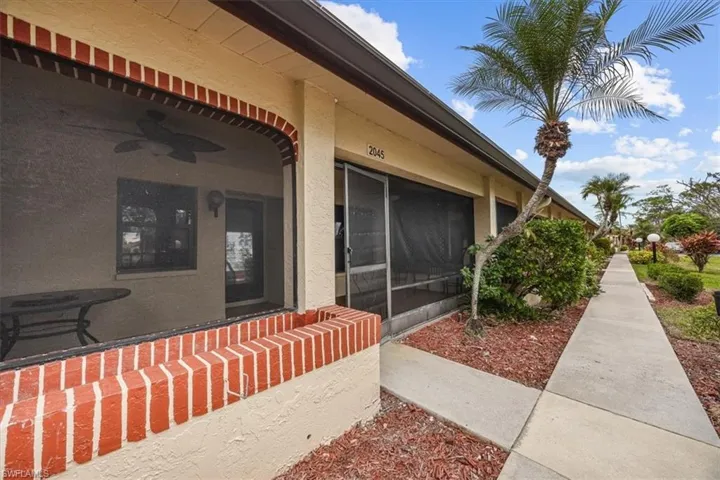 2045 Pine Isle Ln # 2045, Naples Fl 34112