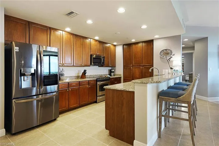 5781 Cape Harbour Dr 1102, Cape Coral, Florida 33914