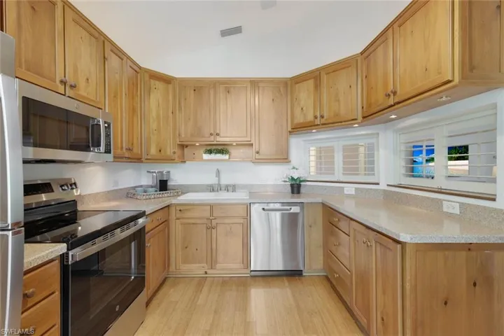 3812 Survey Cir, Bonita Springs, Florida 34134