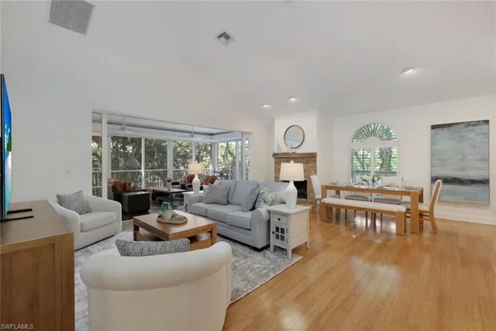 3812 Survey Cir, Bonita Springs, Florida 34134