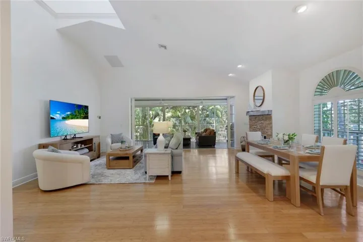 3812 Survey Cir, Bonita Springs, Florida 34134