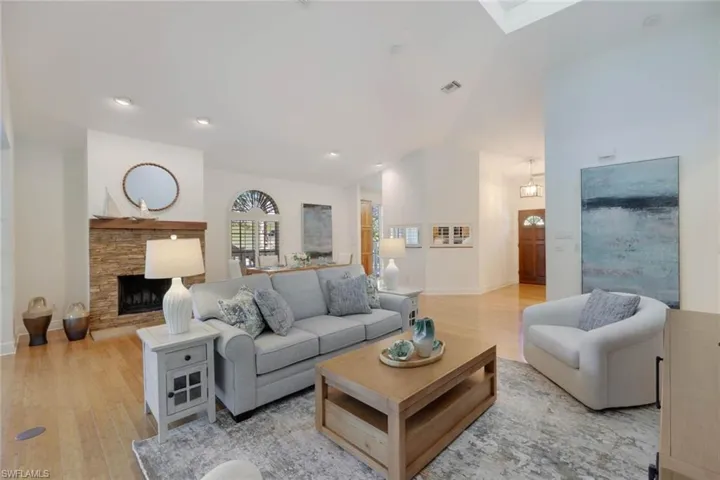 3812 Survey Cir, Bonita Springs, Florida 34134
