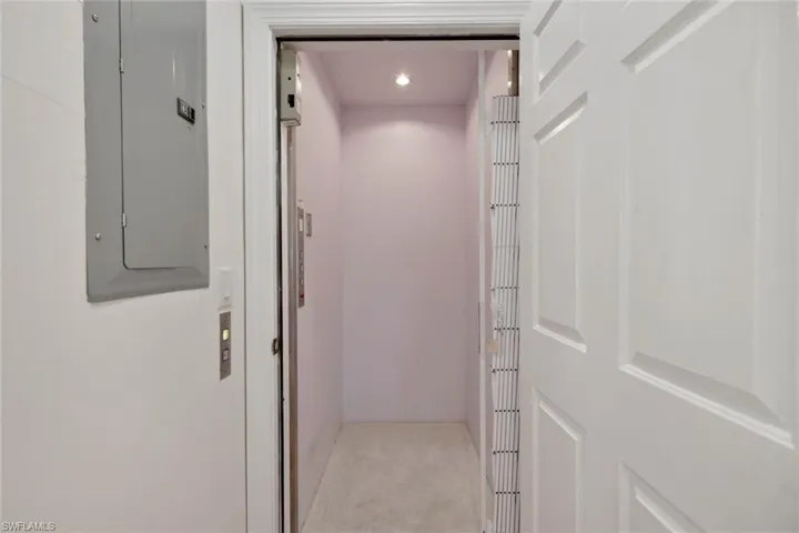 3812 Survey Cir, Bonita Springs, Florida 34134