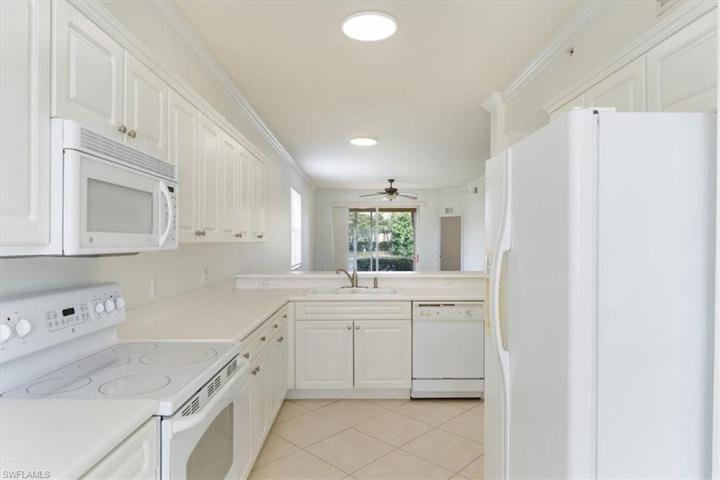 8310  Whiskey Preserve  CIR, Fort Myers, FL 33919
