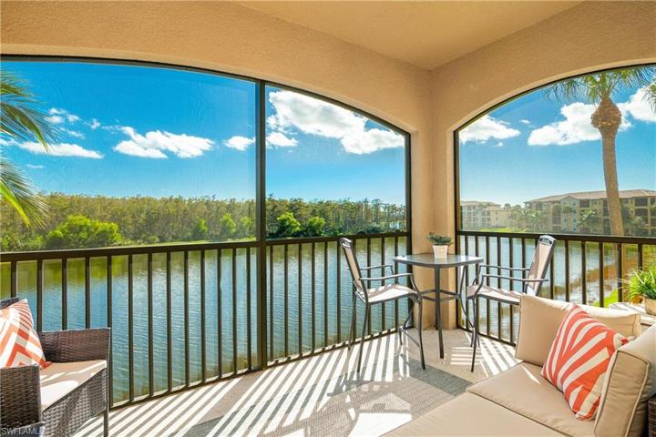 Breathtaking views of the lake and preserve