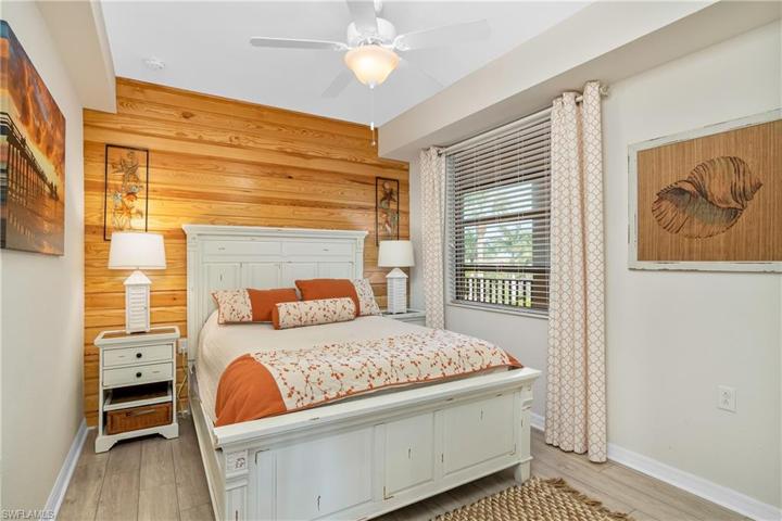 Accent wall in the guest room