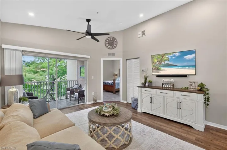 15420  Bellamar  CIR, Fort Myers, FL 33908