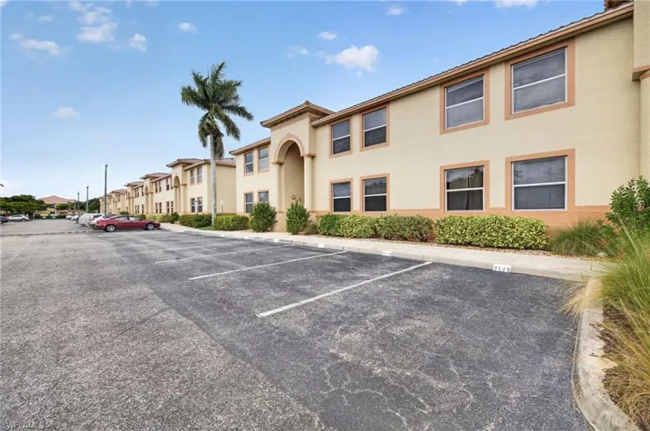 15420  Bellamar  CIR, Fort Myers, FL 33908
