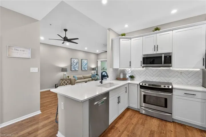 15420  Bellamar  CIR, Fort Myers, FL 33908