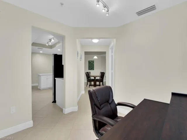 Den/Home Office