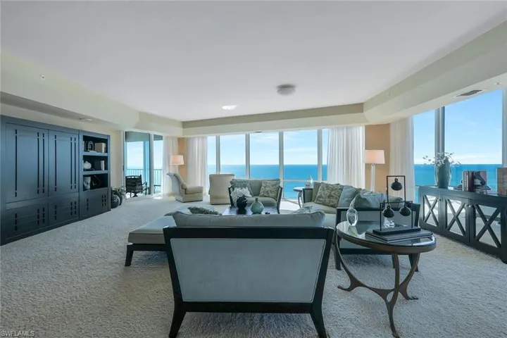 3991  GULF SHORE N BLVD, Naples, FL 34103
