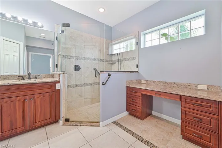 12021  Fairway Pointe  LN, Fort Myers, FL 33913