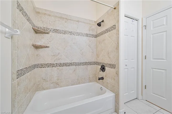 12021  Fairway Pointe  LN, Fort Myers, FL 33913