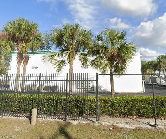 3560  Work  DR, Fort Myers, FL 33916