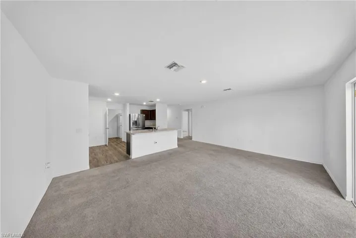 3014 38th St Sw, Lehigh Acres, Florida 33976