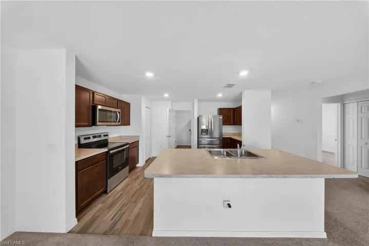 3014 38th St Sw, Lehigh Acres, Florida 33976