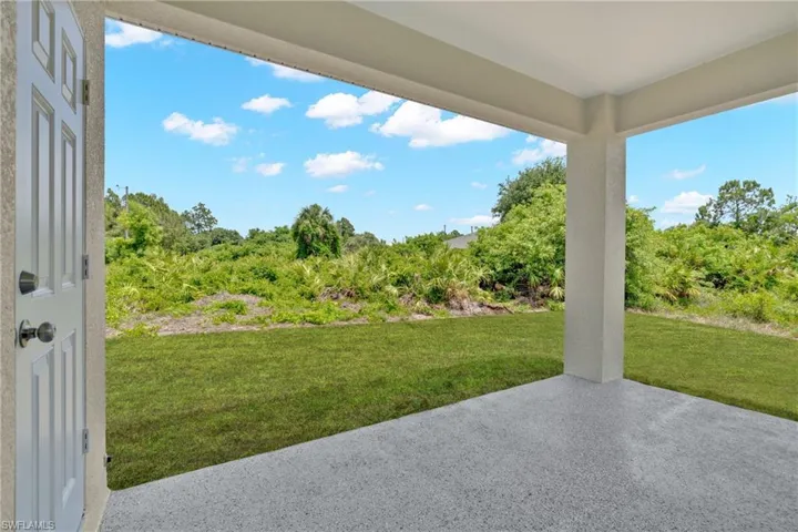 753  Chelsea S AVE, Lehigh Acres, FL 33974