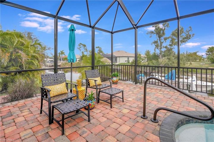 2003 SW 17th PL, CAPE CORAL FL 33991