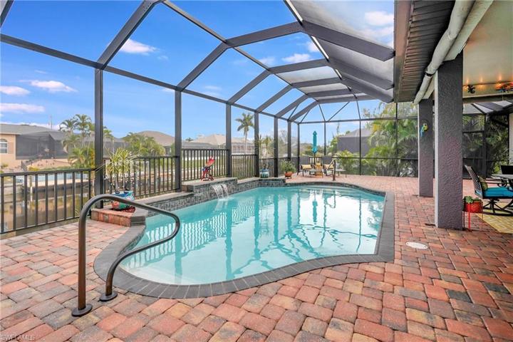 2003 SW 17th PL, CAPE CORAL FL 33991