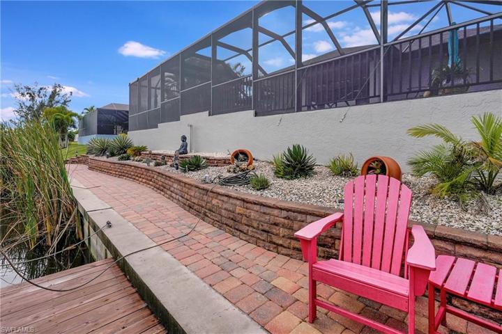 2003 SW 17th PL, CAPE CORAL FL 33991