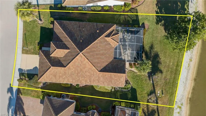 View from above of property with property boundaries highlighted