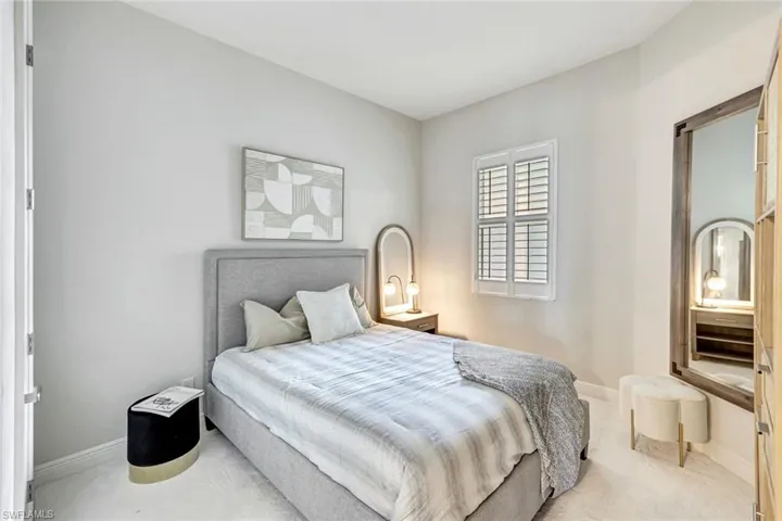 9209  Cayman N DR, Naples, FL 34114