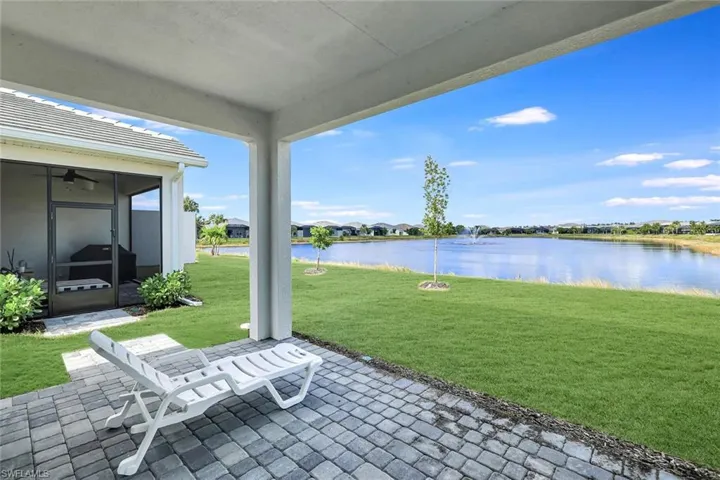 9209  Cayman N DR, Naples, FL 34114