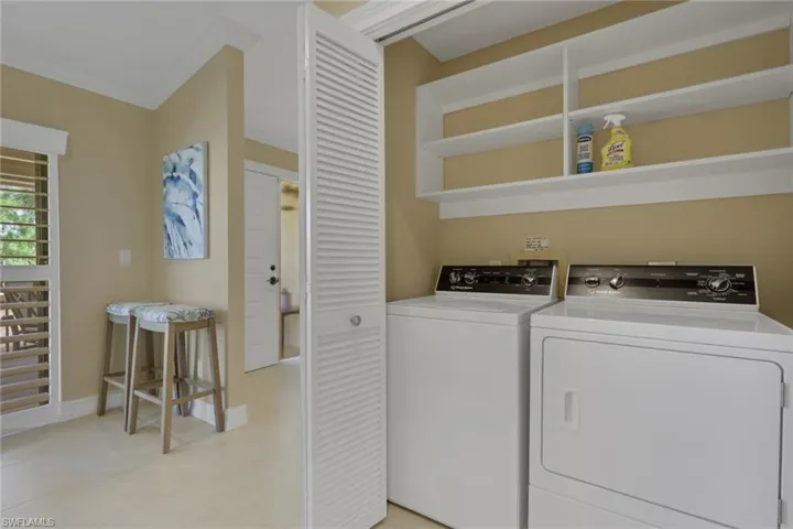5270 Fox Hollow Dr 607, Naples, Florida 34104