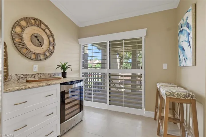 5270 Fox Hollow Dr 607, Naples, Florida 34104