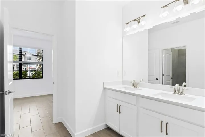 10859 Timber Creek Dr, Fort Myers, Florida 33913