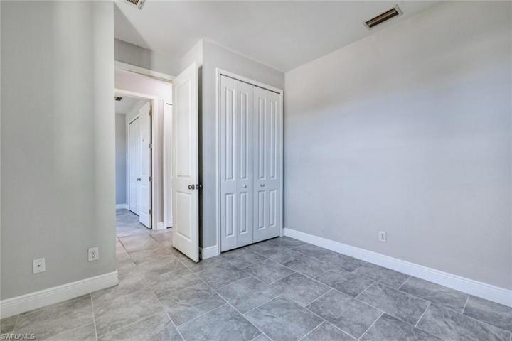3428 SW 8th PL, CAPE CORAL FL 33914