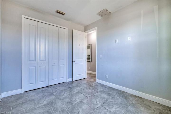 3428 SW 8th PL, CAPE CORAL FL 33914
