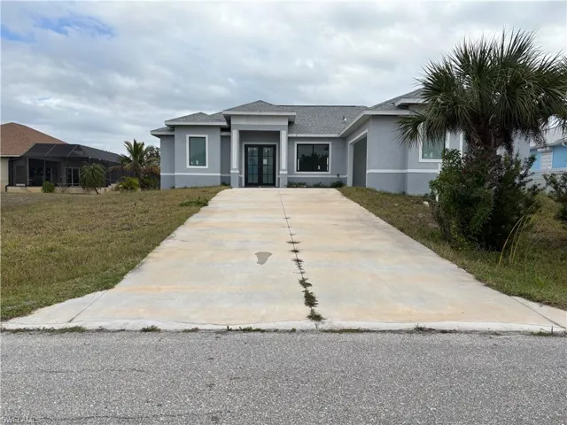 10658  Rainsville  ST, Port Charlotte, FL 33981