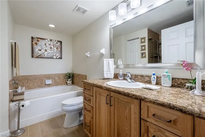 1848 Concordia Lake Cir 901, Cape Coral, Florida 33909