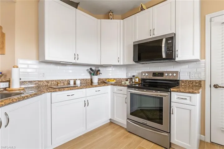 1848 Concordia Lake Cir 901, Cape Coral, Florida 33909