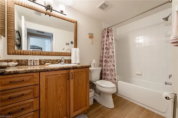 1848 Concordia Lake Cir 901, Cape Coral, Florida 33909